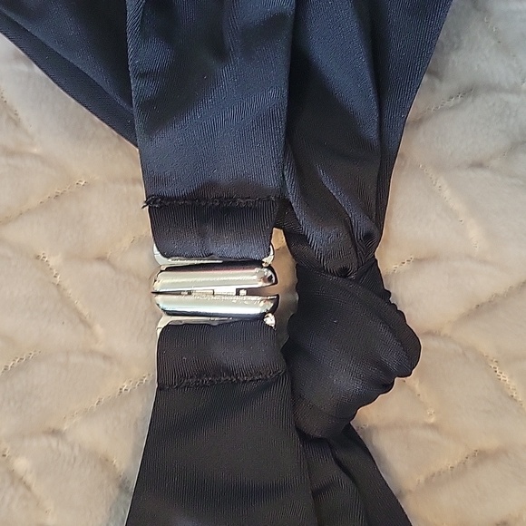 Knot Front Bikini Top - Picture 3 of 4